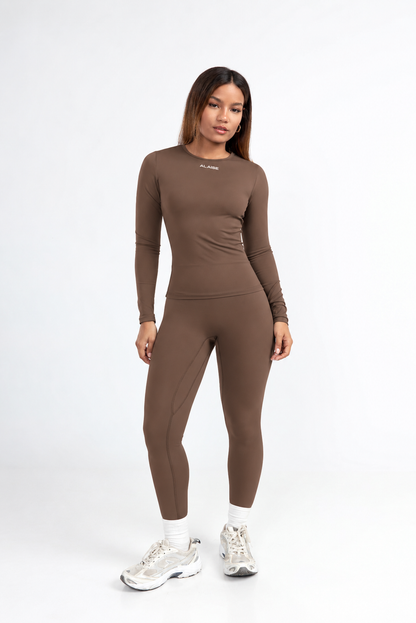 Conjunto Core Lux Manga Larga Moca