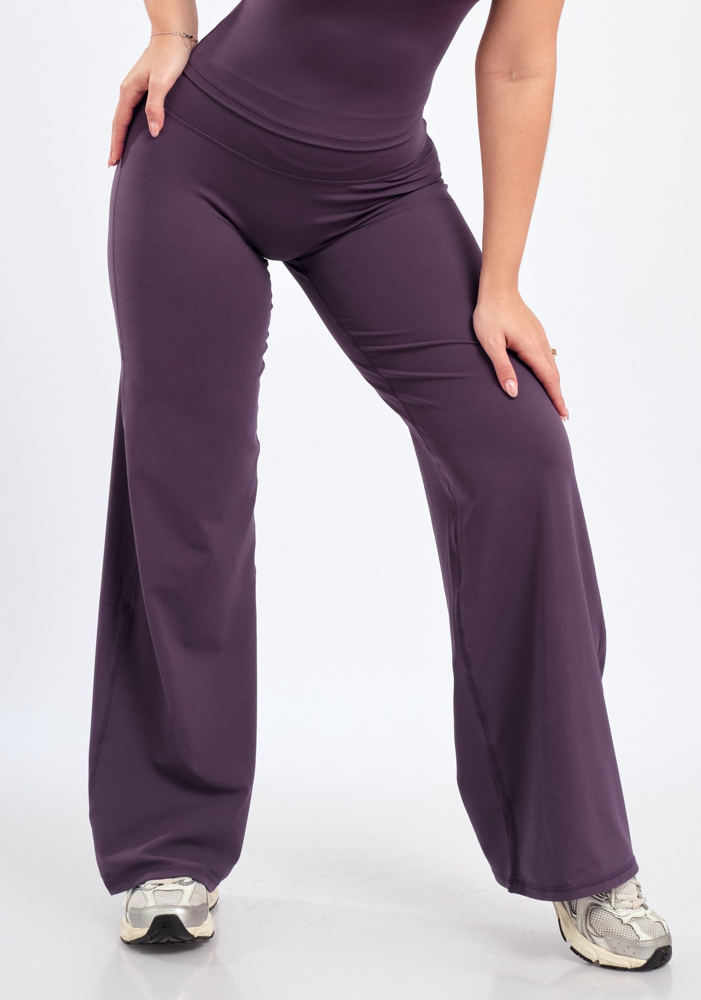 Leggings V-pant Signature Mora